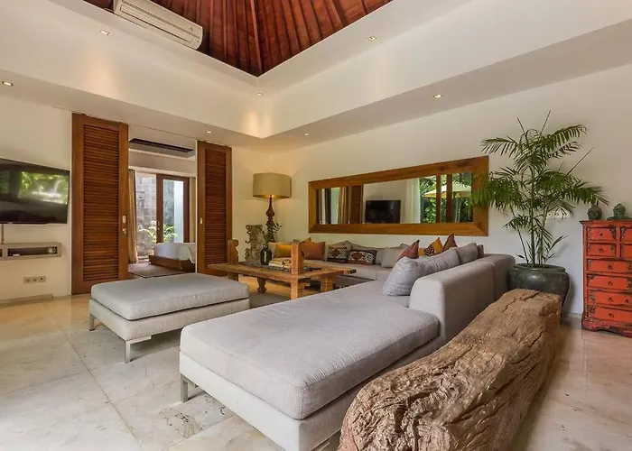 Villa Eshara 3 Our Peaceful 3br Pool Close To Oberoi *